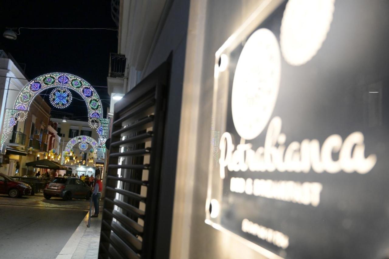 مانفريدونيا Pietrabianca Santa Maria Apartments المظهر الخارجي الصورة