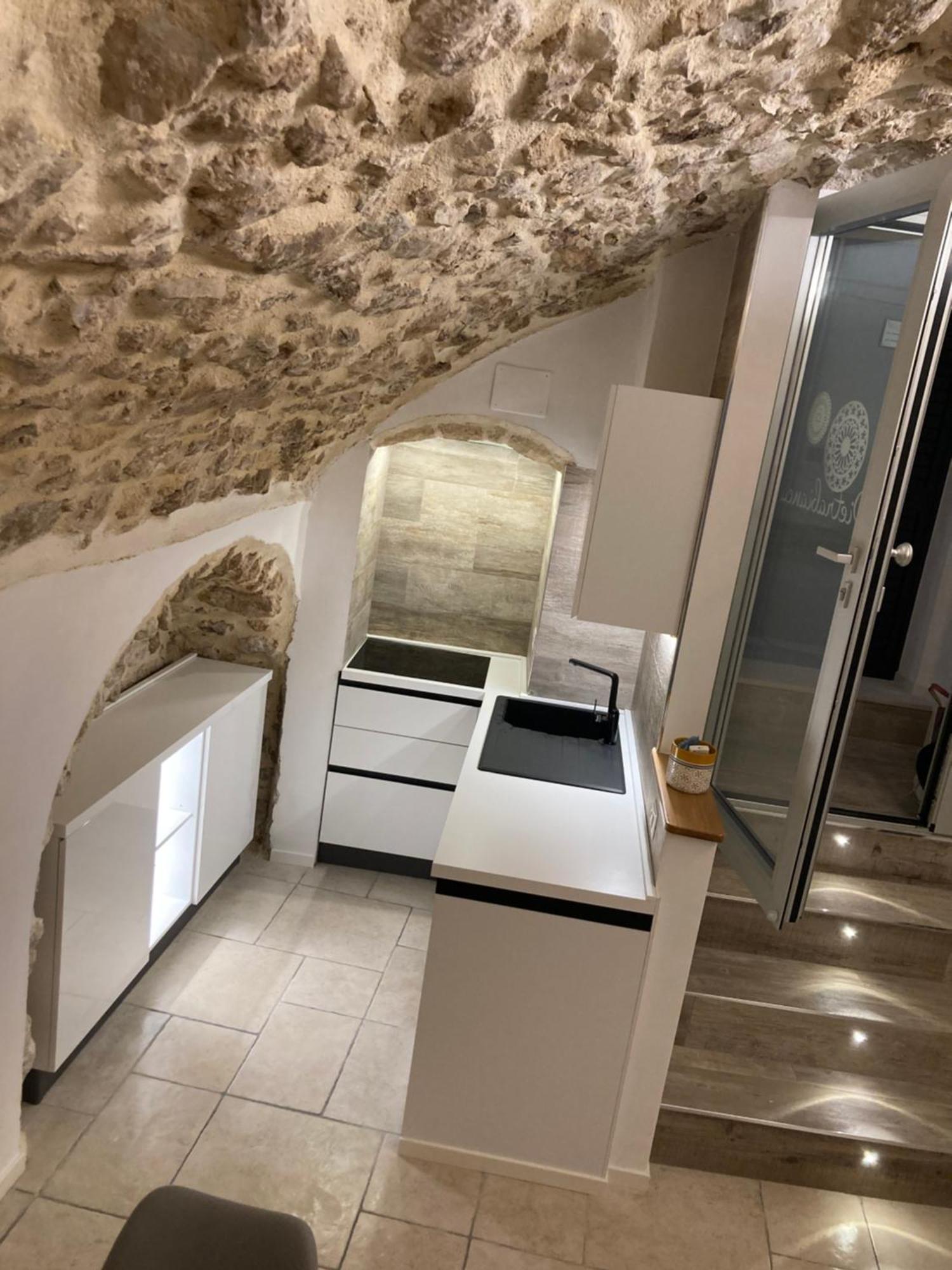 مانفريدونيا Pietrabianca Santa Maria Apartments المظهر الخارجي الصورة